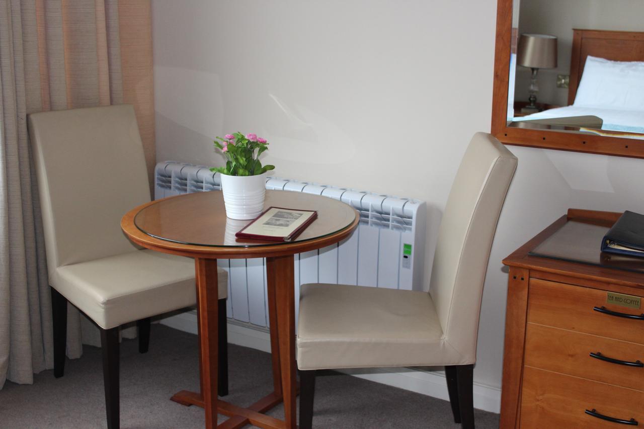 Alcock & Brown Hotel Клифдън Екстериор снимка